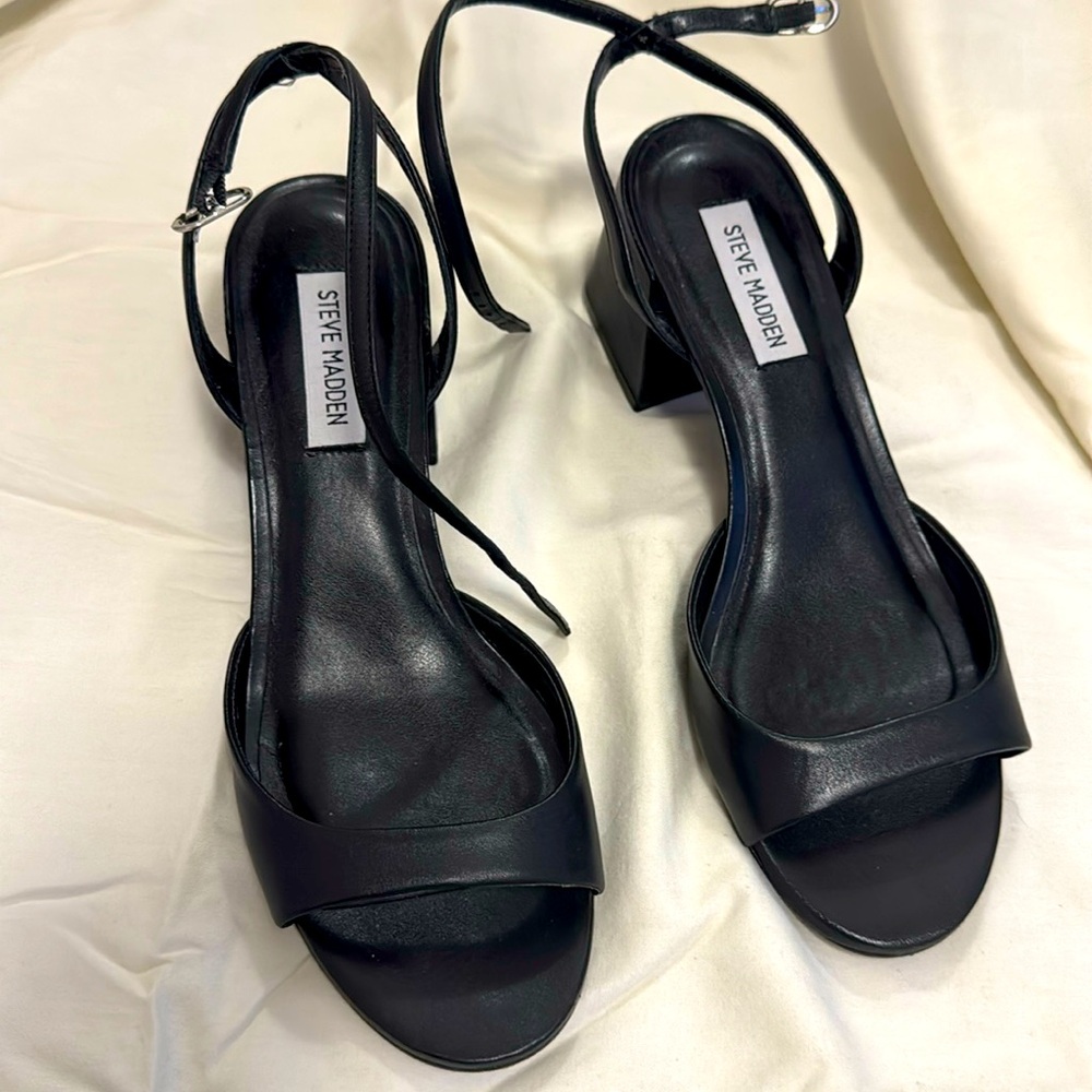 Sandels 2 inch heel